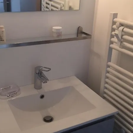 Appartement Renove 2 Pieces Avec Wifi A Balaruc-Les-Bains - Fr-1-680-27 バラルック・レ・バン